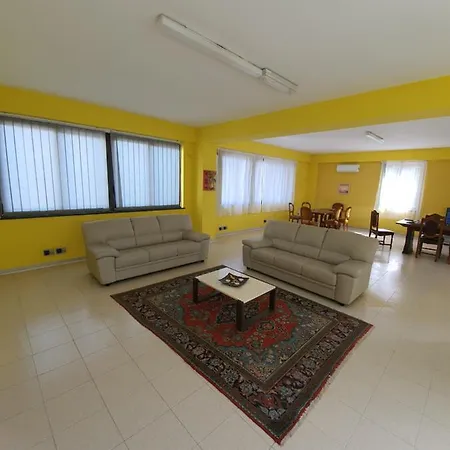 Paradiso Guest house *